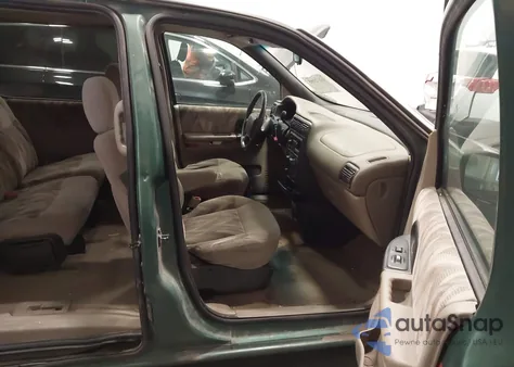 1999 Chevrolet Venture z USA, uszkodzony, nr VIN 1GNDX03E8XD315529